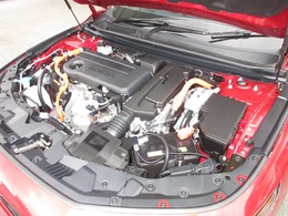 内装、外装、エンジンルームの隅ずみまでクリーニングを実施してお渡しします！　プロが仕上げをしましたからピッカピカですよ～！点検整備もきっちり実施いたします。