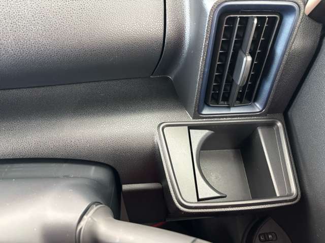 当店はお客様との会話を通じて、ライフスタイルに合ったクルマ購入の実現に尽力します。