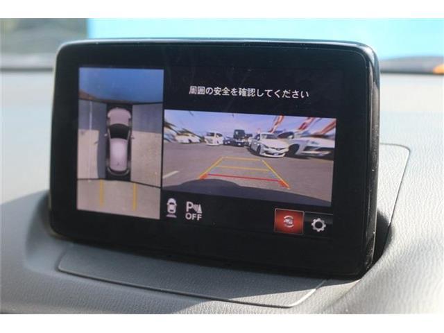 全周囲カメラ付きとなっておりますので、運転が苦手な方でも安心ですね。