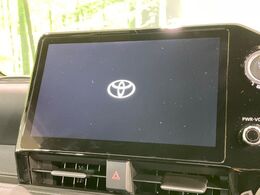 【10.5インチ　ディスプレイオーディオ】大画面のディスプレイはAppleCarPlayやAndroidAutoが利用可能。大きな画面でスマホナビアプリ等が利用いただけます♪