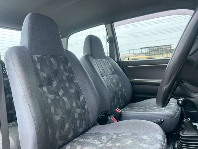 現状無保険の車両になりますので試乗はお断りさせていただきます。ご了承ください。