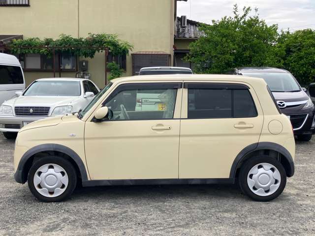 お求め安い価格の軽自動車から、セダン、コンパクトカーまで！常時40台ほど展示してあります！