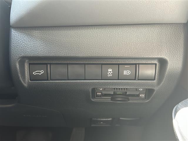 【運転席操作部】快適なドライブを楽しむための機能が装備されています！運転席から触れるので、使いやすいです！除菌プランいれていただくと、さらに清潔で安心していただけます！