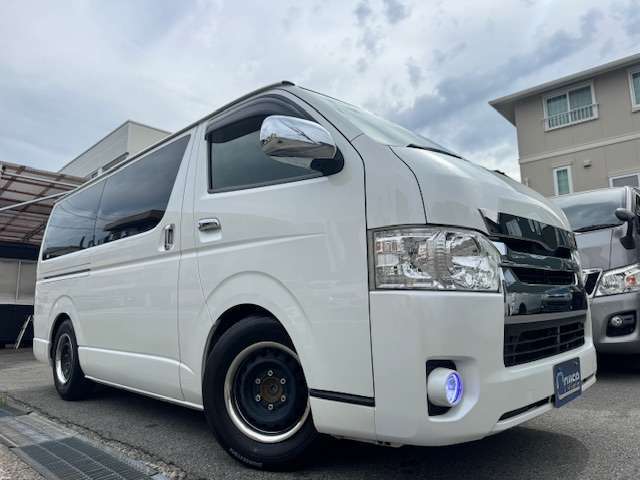 社外ナビ地デジTV♪バックカメラ♪ETC♪AC100V100W電源♪両側電動パワースライドドア♪助手席エアーバック♪シートカバー♪ベッドキット♪社外オーディオパネル♪社外黒木目コンビハンドル♪