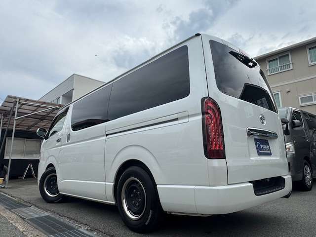 続々とお買得な大人気のハイエースバンディーゼル車＆ガソリン車入庫しています♪ネット掲載出来ていないお買得車もあります♪全国納車大歓迎♪お気軽にお問合せ下さいませ♪072-750-2022