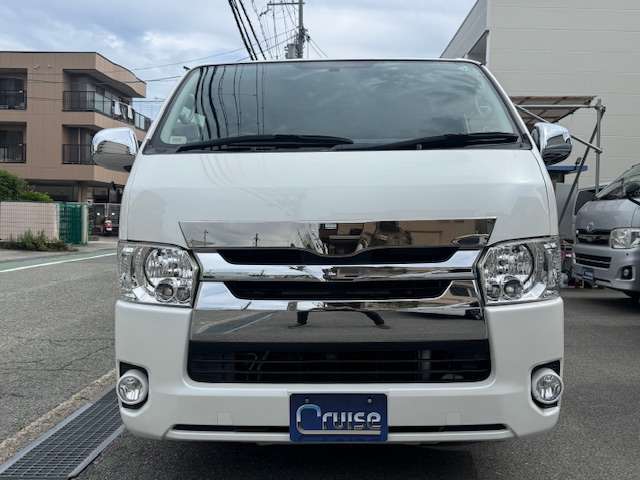 ボディーは綺麗に鉄粉取りをしてポリッシャーを使い丁寧にバフなどで磨きます♪ボディーコーティング済み♪内装も徹底ルームクリーニング済みで綺麗な状態です♪