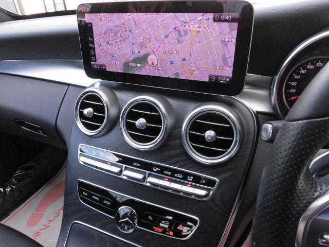 大画面で美し純正HDDナビゲーションシステムはあらゆるメディアをお楽しみただけ、AndroidAutoやApple　Carplayもご使用になれます！