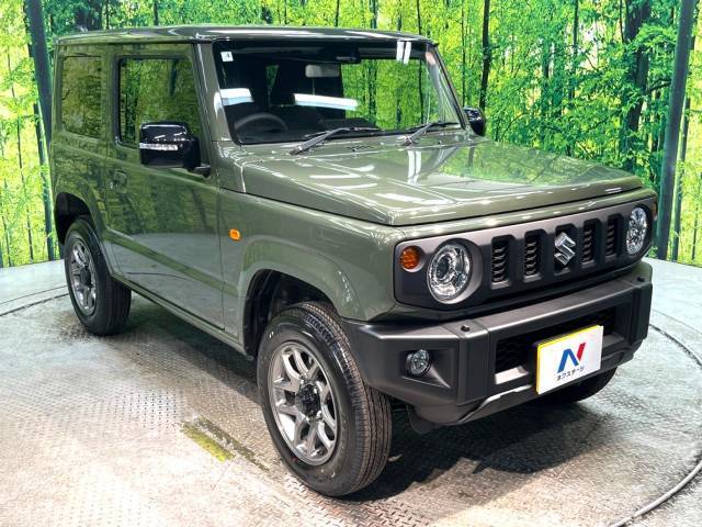 大好評のボディコーティング「弾スプラッシュコート」もご納車までに施工可能。通常のガラスコートと異なる、耐久年数6年の無機質ガラスコーティングが、ボディをキレイな状態に保ってくれます。