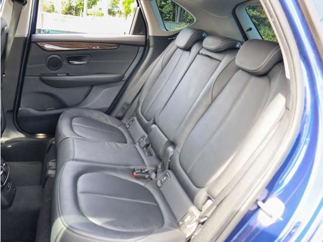 自動車保険のご案内も可能です。購入店でご加入いただきますと、万一の事故や故障の際にも安心です。
