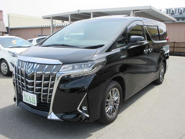 大好評を頂いております外装のガラスコーティングも好評受付中。お車ご購入とセットでお値打ちに施工できます。ご来店・お問合せお待ちしております♪