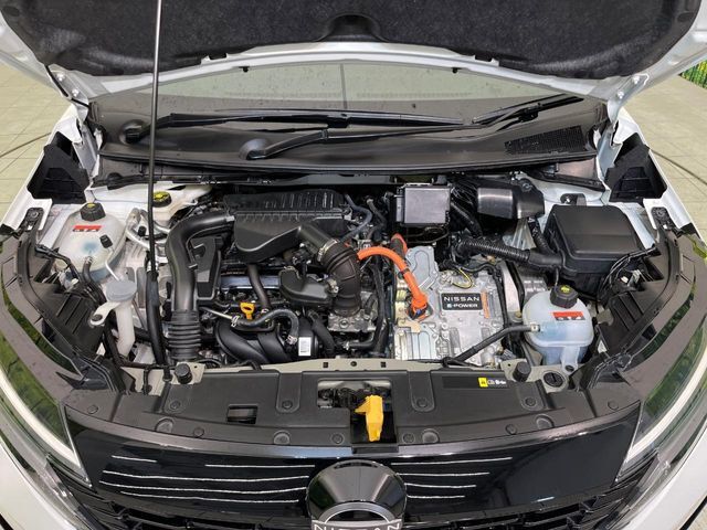 親切・丁寧な専門メカニックスタッフが応対！・車検・点検整備・事故等の修理などアフターサービスも安心。お車のカスタマイズもネクステージのサービススタッフまでご相談ください！
