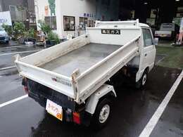 創業40年以上の信頼と実績のお店です。全メーカー新車、中古車を取り扱う整備工場です。車検、板金、修理、車のことなら何でも相談して下さい。
