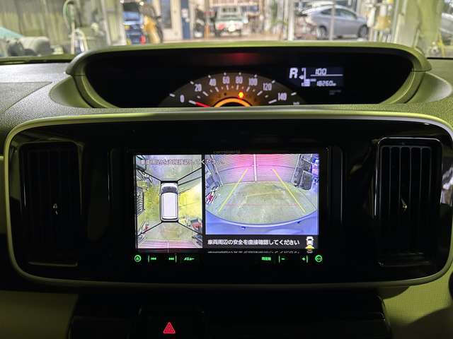 アラウンドビューモニターでバック時も安心できますし、スムーズな駐車をサポートしてくれます。