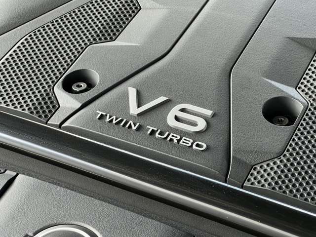 小径ツインターボ、水冷式インタークーラー、電動VVTシステムにくわえ、リサーキュレーションバルブ、9M-ATXを採用しダイレクトなアクセルレスポンスを実現！