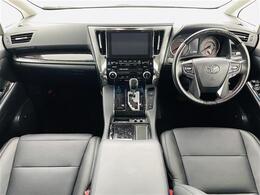 【インパネ全体】全方位で視界が広く、高い目線で運転もしやすいです！