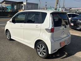 厳選した車輌を、入庫時当社にて内外装・E/Gルーム・足回り他隅々まで徹底した【抗菌クリーニング施工】を、あらゆる全ての車輌に心を込めて丁寧に行っております！他社には負けない自信があります（＾o＾）/