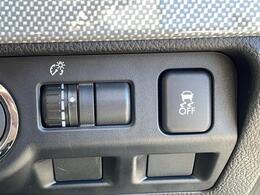 【運転席操作部】『運転席周辺の装備』の画像になります。快適なドライブを楽しむための機能が装備されています！運転席から触れるので使いやすいです！