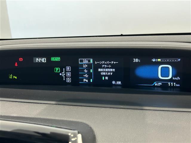 【スピードメーター】メーターがシンプルで見やすく運転しやすいですね！