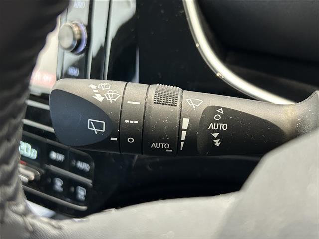 【運転席操作部】快適なドライブを楽しむための機能が装備されています！運転席から触れるので、使いやすいです！除菌プランいれていただくと、さらに清潔で安心していただけます！