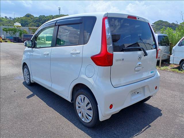指定工場保有で、年間車検実績1,500台以上！！アフターサービスも安心！！ご購入後も手厚くサポートいたします！！
