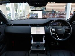 英国を代表するブランド、ジャガー・ランドローバー神奈川県横浜市の利便性の高いショールームにて伝統的でありながら誰もを洗練する中古車を常時30台以上展示いたしております！