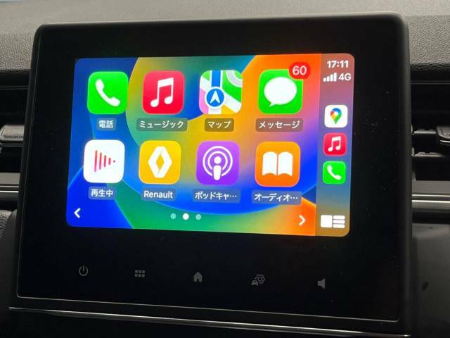 ●Apple　Car　Play：スマホとの有線接続で、ナビ・オーディオ再生などスマホのアプリ機能が画面でも使える便利機能です！