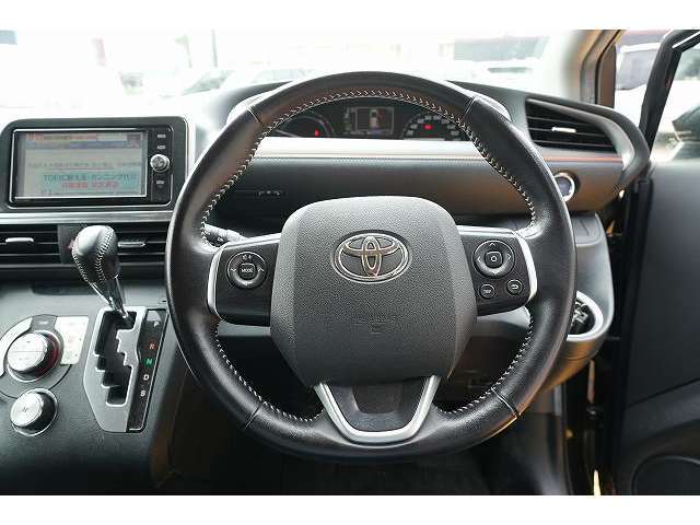 ★当社は、JU（日本中古自動車販売協会連合会）正組合員の法人企業ですので安心してご購入下さい★