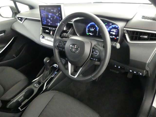 見通しのよいすっきりとした視界で、誰でも運転しやすいです。運転のしやすさは疲れにくさにも繋がりますよ♪
