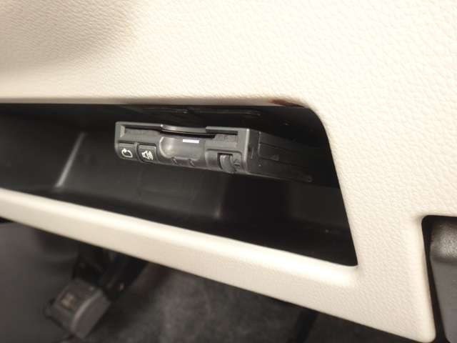 【納車前に取り付け可能！】ナビ・HID・LED・オーディオ・ローダウン・リフトアップ・社外カスタムパーツ・社外エアロ・社外ホイール・社外マフラー・スマートキーなども購入時お気軽に相談ください。