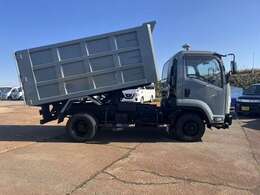 新車、中古車を問わず販売しております。車がもらえるカーリース取り扱っています。