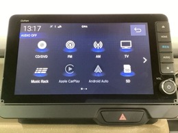 ナビゲーションはフルセグTV、インターナビ対応のGathers純正メモリーナビを搭載しています。Bluetoothオーディオ機能がありますので、スマートフォンなどの音楽も再生できます。