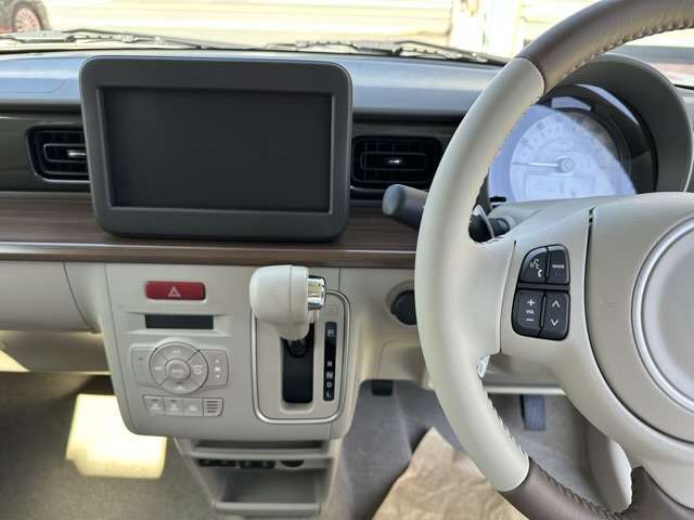 ★毎月約300台入庫します！新鮮な入庫速報を松下モータース公式ホームページでご覧頂けます！毎週金曜日に在庫ページを更新しています。カーセンサーに掲載していない物件も多数！「松下モータース」で検索！