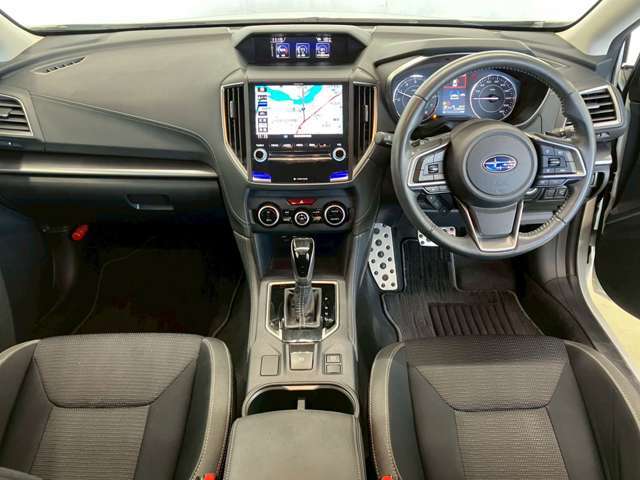 【整備工場完備】ご安心してお乗り頂くため環境を整えております。お車の定期メンテナンスの他、車検やタイヤ交換などもお任せください！