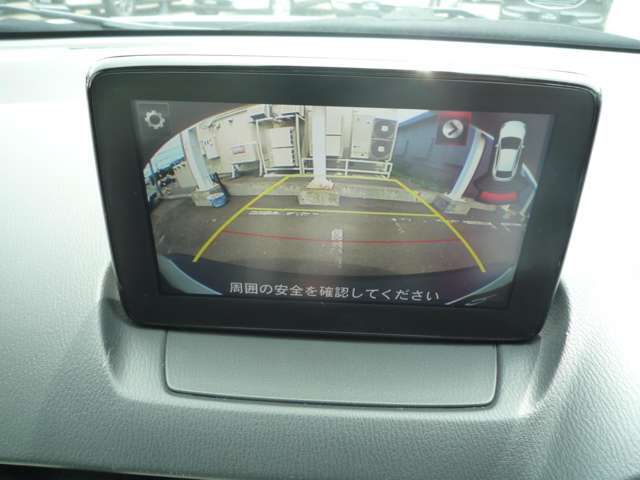 札幌南方面から来るお客様は【新川I.C.】で降りて車で5分～10分♪小樽方面から来るお客様は【札幌西I.C.】で降りて車で2分♪国道5号線沿いですので、比較的わかりやすい場所だと思われます♪