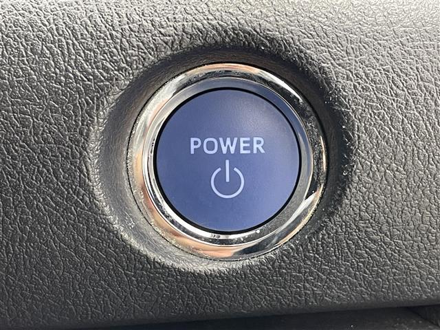【運転席操作部】快適なドライブを楽しむための機能が装備されています！運転席から触れるので、使いやすいです！除菌プランいれていただくと、さらに清潔で安心していただけます！