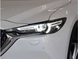 【LEDヘッドライト】省電力で長寿命の明るく運転しやすいLEDヘッドランプです。明るく照らすので暗い夜道からお客様を守ってくれます。お近くの広島マツダまでお越しください。
