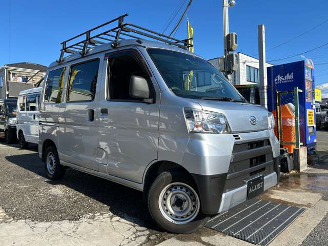 【ご挨拶】軽自動車・商用車・軽バンをメインとした専門店になります※お店の入り口が狭く、お立ち寄りの際はお電話頂けますとご案内、お迎えに上がりますのでお気軽におしゃってください。