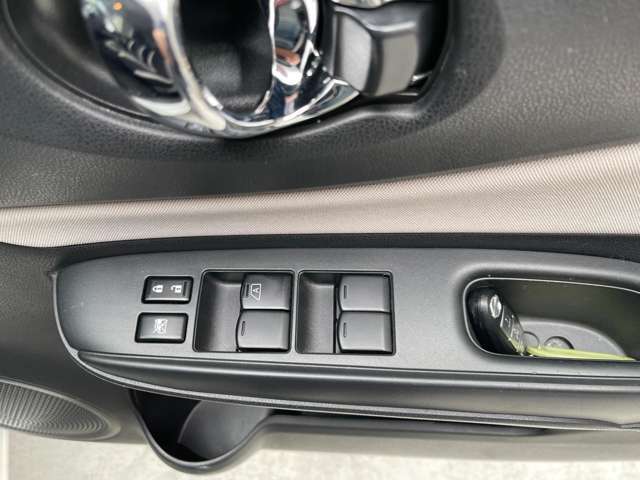 ☆お見逃し無く！！お問い合わせはTEL06-6430-1230 E-mail cars_genesis2007@yahoo.co.jpまで！！☆