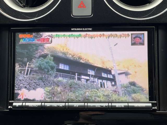☆SDナビ地デジTVにBluetooth機能も付いているので携帯と接続できハンズフリーや音楽再生も可能です♪お見逃し無く！！お問い合わせはTEL06-6430-1230 E-mail cars_genesis2007@yahoo.co.jpまで！！☆
