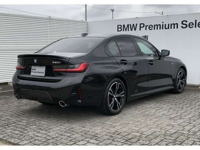 24時間、365日対応のBMWコールセンターがあなたの車をサポートします。当社販売車両は全車両サービス付帯！