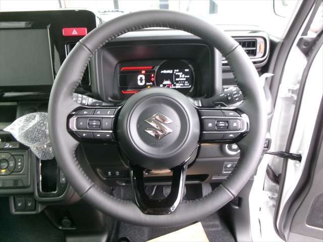 【各種ナビ・ETC・Bカメラ・Dレコーダー格安販売！】既製品ナビやETC・バックカメラ・ドライブレコーダー各種取り扱っております！当然取付もOK！セットプランで購入の方はさらにお得！