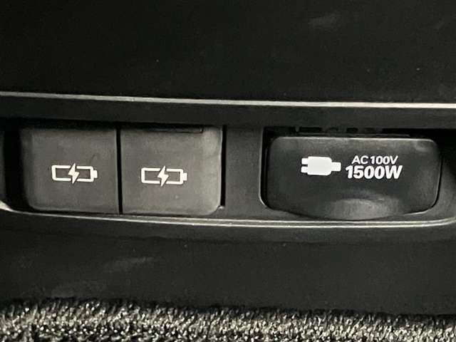 この度は数ある掲載車の中からご覧頂き誠にありがとうございます。掲載車以外のお問い合わせもお待ちしております。ウエインズトヨタ神奈川・ビークルステーション瀬谷045-306-0388