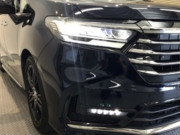 【LEDヘッドライト】ディスチャージヘッドライト（HID）と同等の明るさで、夜道や雨天走行が明るく視界良好！！　フォグライトも装備で、安心感さらにUPです♪安心ドライブを楽しんで下さい♪