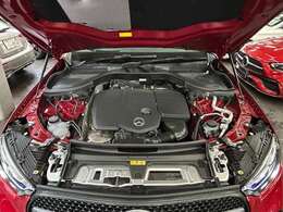 「認定中古車」は納車前整備がポイントです。メルセデス・ベンツの定める厳しい基準をクリアしたお車のみご案内させて頂きます。納車前整備はメーカー規定に基づき自社工場で入念に行なわれます。