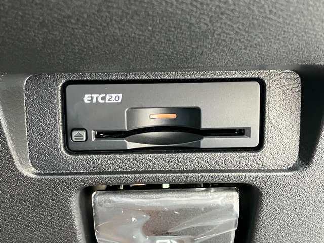 高速道路をスムーズに乗り降りができるETC機能のユニット付き！お引渡し前にセットアップを行いますので、乗り始めてからすぐにお使い頂けます。
