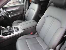 全方位モニター　黒レザー　ワイヤレススマホ充電　applecarplay　androidAuto　パワーゲートハンズフリー　LEDヘッドライト　ETC