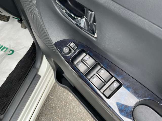 第二展示場もありますので是非そちらにもご来店ください♪tel　097-574-7376   〇ヴィークルワダ〇