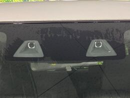 【スズキ　セーフティサポート】走行中に前方の車両等を認識し、衝突しそうな時は警報とブレーキで衝突回避と被害軽減をアシスト。より安全にドライブをお楽しみいただけます。