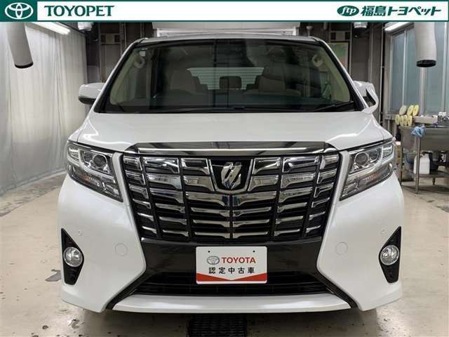 運転する人、乗る人に心地よい　アルファードX