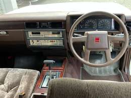 納車前には内装・外装綺麗にさせて頂きます！ぜひ現車確認をお願いいたします！お電話は072-284-8233まで！